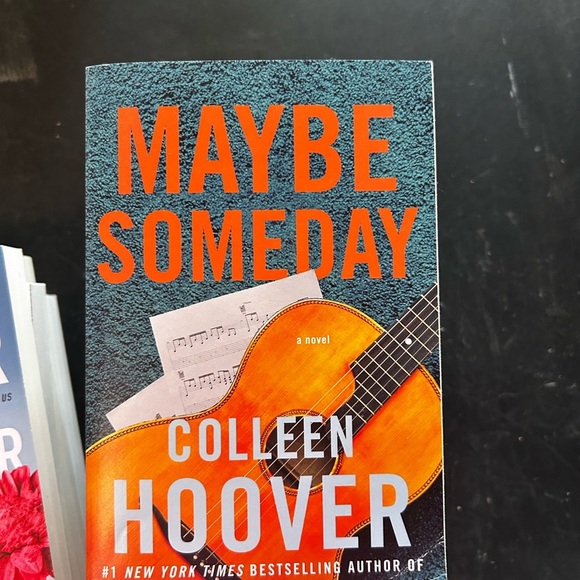 Colleen Hoover Book BundleLot 15 It Ends With Us, Verity, Ugly Love ,Jenny Han - Picture 8 of 16